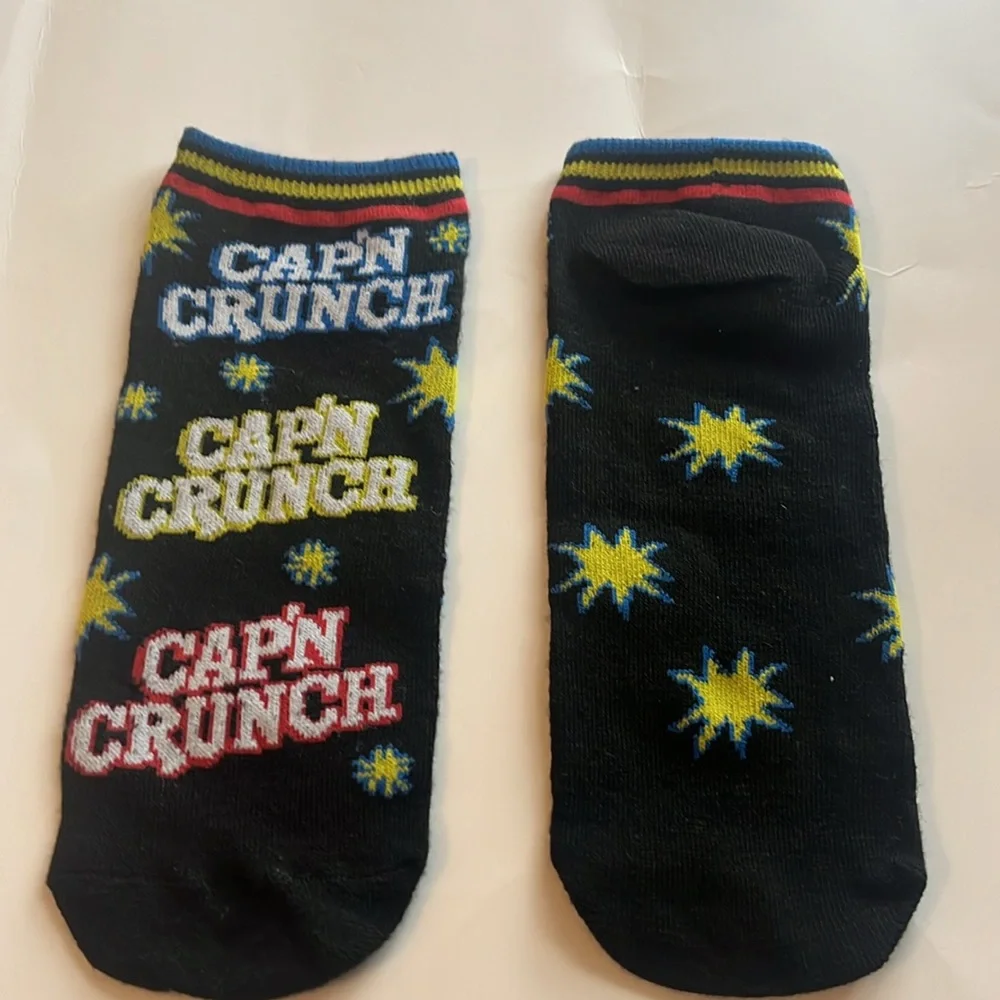 Cap’n Crunch Cereal Womens Ankle Socks NWT - Picture 3 of 5